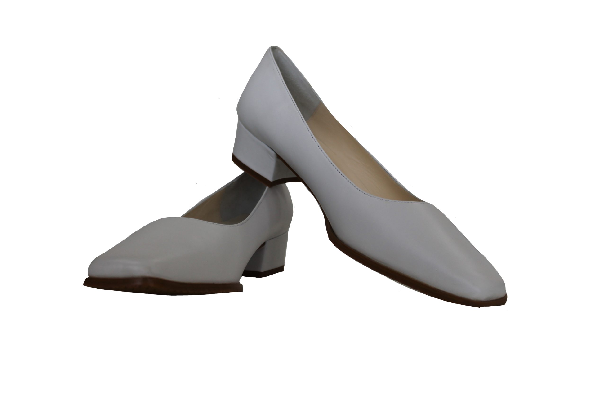 Ladies Leather Upper, Medium Heel Court Shoe in Black or White - Image 5